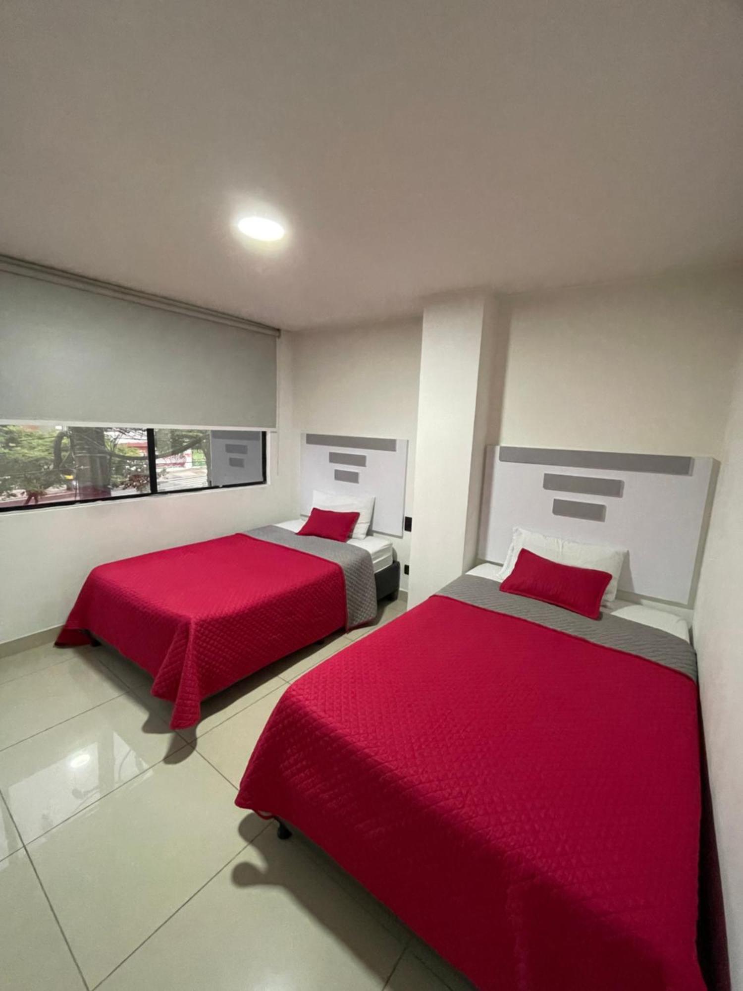 Hotel Ofix Medellín Exteriör bild